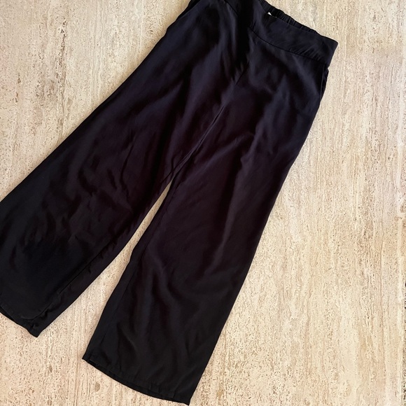 Urban Outfitters Pants - Urban Outfitters Ecote Cropped Leg Trouser